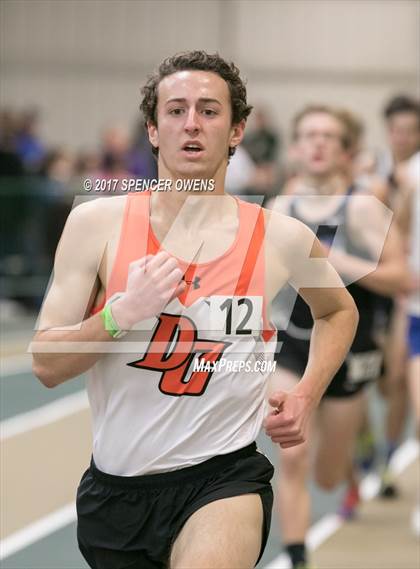 Thumbnail 3 in NC Runners Holiday Invitational photogallery.