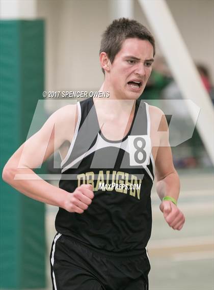 Thumbnail 3 in NC Runners Holiday Invitational photogallery.