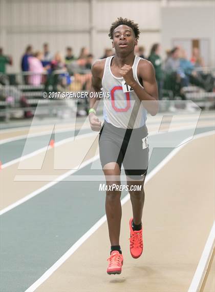 Thumbnail 1 in NC Runners Holiday Invitational photogallery.