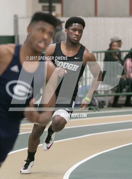 Thumbnail 2 in NC Runners Holiday Invitational photogallery.