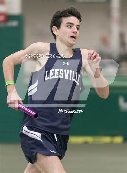 Thumbnail 3 in NC Runners Holiday Invitational photogallery.