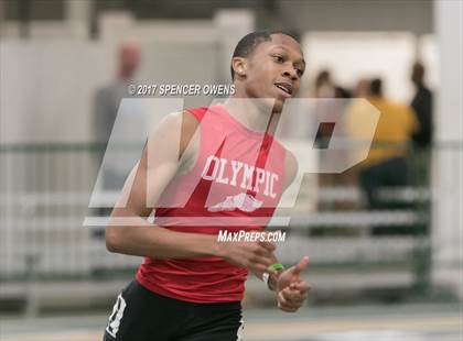 Thumbnail 3 in NC Runners Holiday Invitational photogallery.