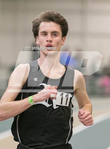 Thumbnail 3 in NC Runners Holiday Invitational photogallery.