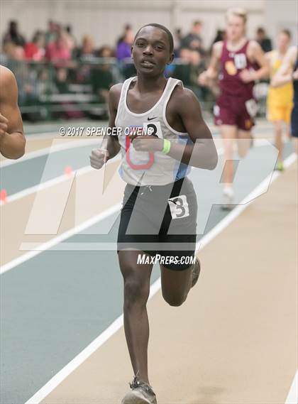 Thumbnail 2 in NC Runners Holiday Invitational photogallery.