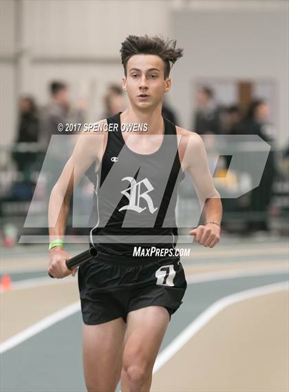 Thumbnail 1 in NC Runners Holiday Invitational photogallery.
