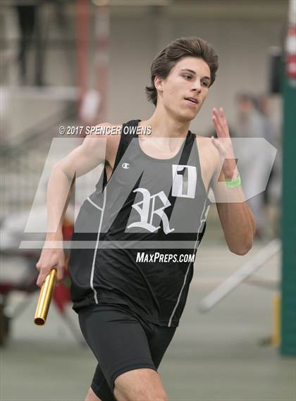 Thumbnail 3 in NC Runners Holiday Invitational photogallery.
