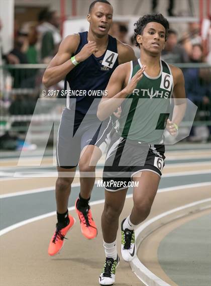 Thumbnail 2 in NC Runners Holiday Invitational photogallery.