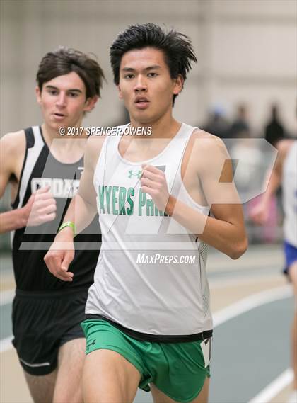 Thumbnail 2 in NC Runners Holiday Invitational photogallery.