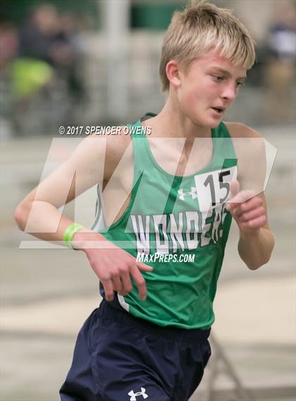 Thumbnail 1 in NC Runners Holiday Invitational photogallery.
