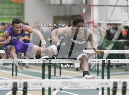 Thumbnail 3 in NC Runners Holiday Invitational photogallery.