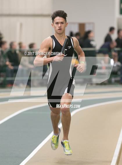 Thumbnail 2 in NC Runners Holiday Invitational photogallery.