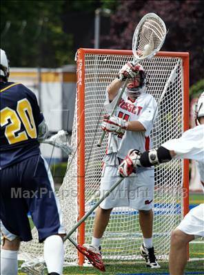 Thumbnail 3 in Syosset vs. West Genesee (NYSPHSAA Class A Final) photogallery.