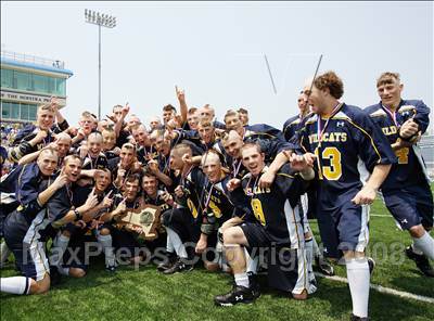 Thumbnail 2 in Syosset vs. West Genesee (NYSPHSAA Class A Final) photogallery.