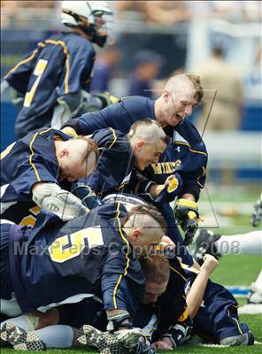 Thumbnail 2 in Syosset vs. West Genesee (NYSPHSAA Class A Final) photogallery.