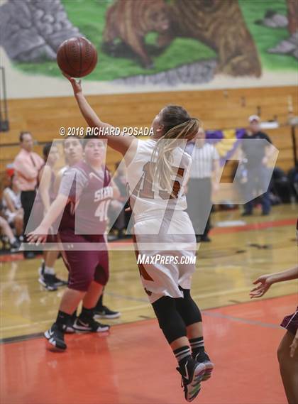 Thumbnail 2 in Selma vs. Sierra (Selma Shootout) photogallery.