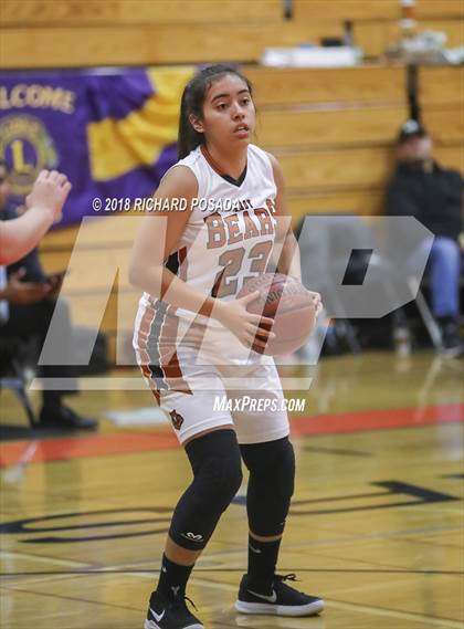 Thumbnail 2 in Selma vs. Sierra (Selma Shootout) photogallery.