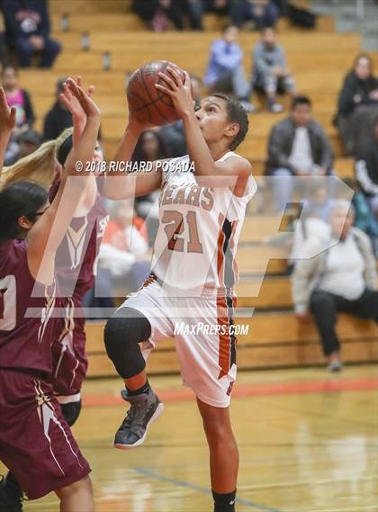 Thumbnail 3 in Selma vs. Sierra (Selma Shootout) photogallery.