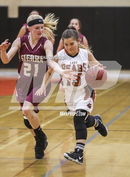 Thumbnail 3 in Selma vs. Sierra (Selma Shootout) photogallery.