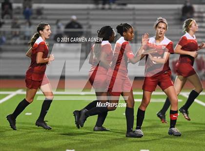 Thumbnail 2 in Cypress Woods vs Klein Cane photogallery.