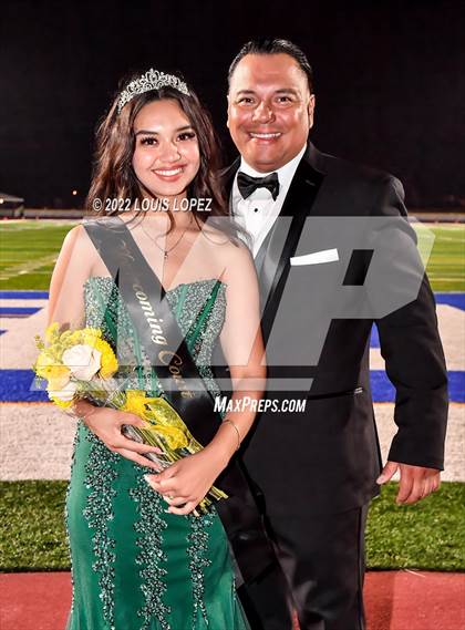 Thumbnail 3 in Bonita @ Charter Oak (Homecoming Game) photogallery.