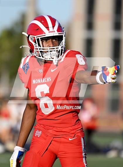 Thumbnail 2 in JV: St. John Bosco @ Mater Dei photogallery.