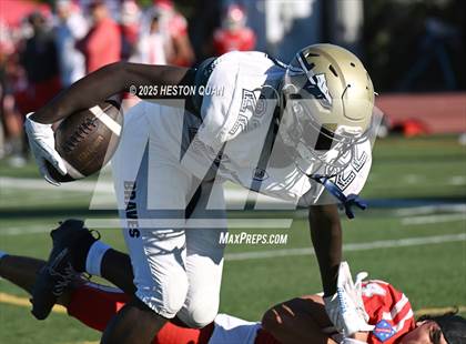 Thumbnail 2 in JV: St. John Bosco @ Mater Dei photogallery.