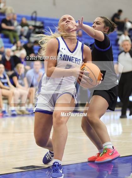 Thumbnail 2 in JV: Pleasant Grove @ Bingham photogallery.