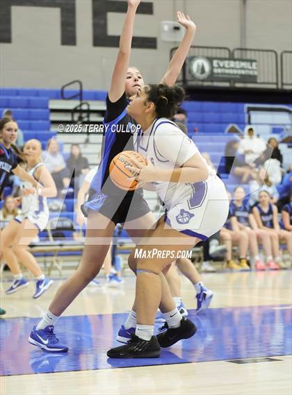Thumbnail 2 in JV: Pleasant Grove @ Bingham photogallery.