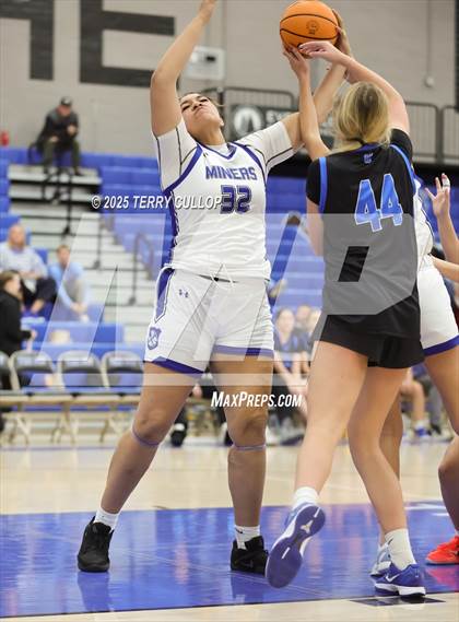 Thumbnail 3 in JV: Pleasant Grove @ Bingham photogallery.