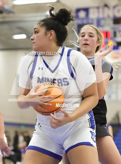 Thumbnail 2 in JV: Pleasant Grove @ Bingham photogallery.