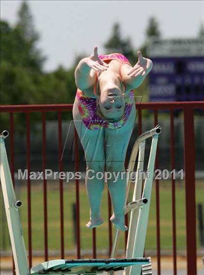 Thumbnail 3 in CIF SJS Girls Varsity Diving Finals photogallery.