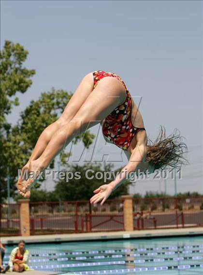 Thumbnail 3 in CIF SJS Girls Varsity Diving Finals photogallery.