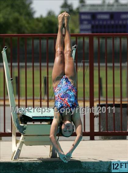 Thumbnail 2 in CIF SJS Girls Varsity Diving Finals photogallery.