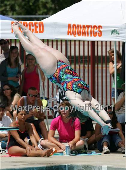 Thumbnail 2 in CIF SJS Girls Varsity Diving Finals photogallery.