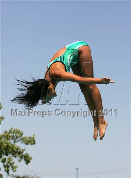 Thumbnail 3 in CIF SJS Girls Varsity Diving Finals photogallery.