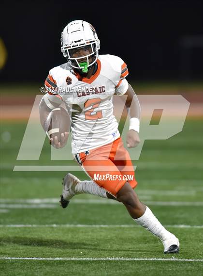 Thumbnail 1 in Castaic vs Dominguez photogallery.