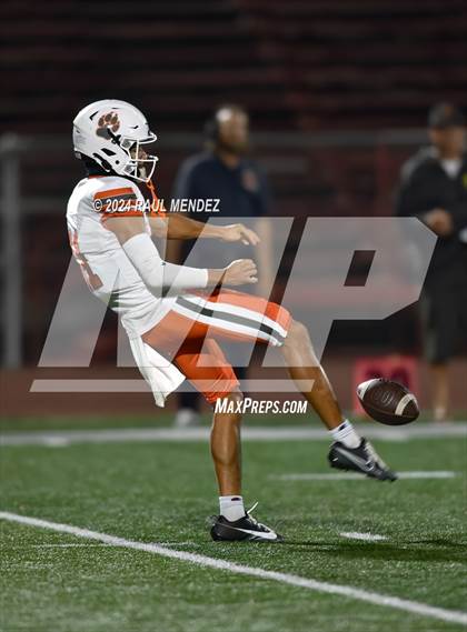 Thumbnail 2 in Castaic vs Dominguez photogallery.