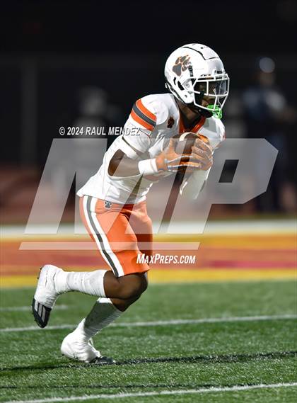 Thumbnail 2 in Castaic vs Dominguez photogallery.