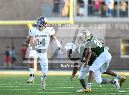 Thumbnail 1 in Phil Simms All-Star Classic (North vs. South) photogallery.