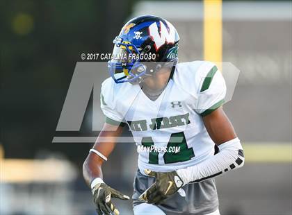 Thumbnail 2 in Phil Simms All-Star Classic (North vs. South) photogallery.