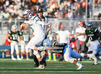 Thumbnail 3 in Phil Simms All-Star Classic (North vs. South) photogallery.