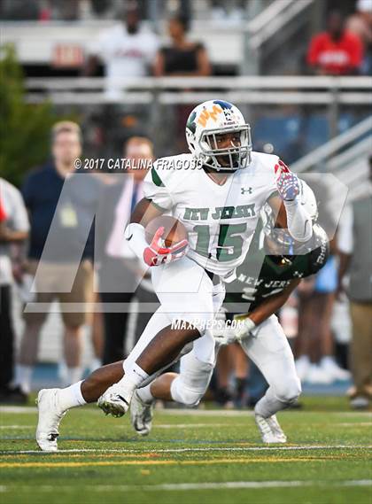 Thumbnail 3 in Phil Simms All-Star Classic (North vs. South) photogallery.