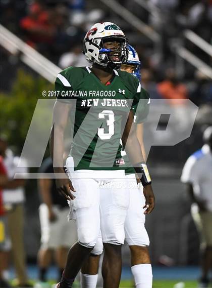 Thumbnail 1 in Phil Simms All-Star Classic (North vs. South) photogallery.