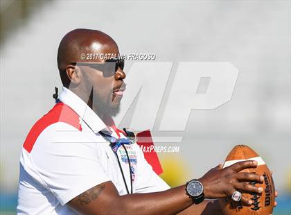 Thumbnail 2 in Phil Simms All-Star Classic (North vs. South) photogallery.