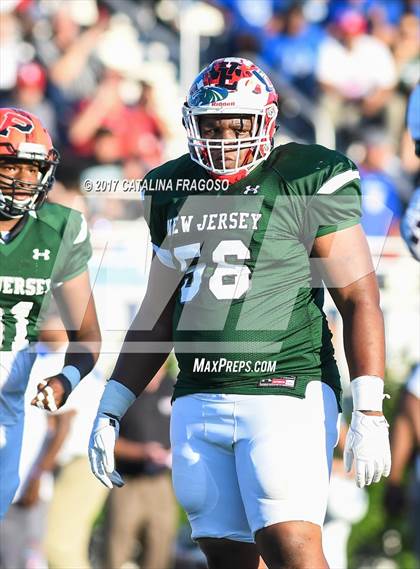Thumbnail 3 in Phil Simms All-Star Classic (North vs. South) photogallery.