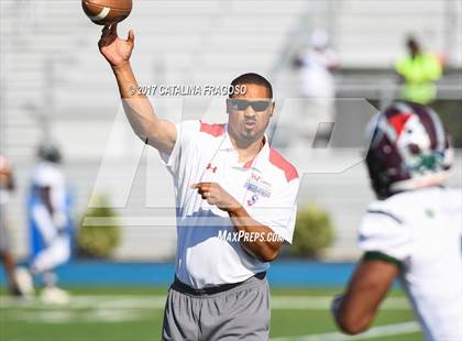 Thumbnail 1 in Phil Simms All-Star Classic (North vs. South) photogallery.