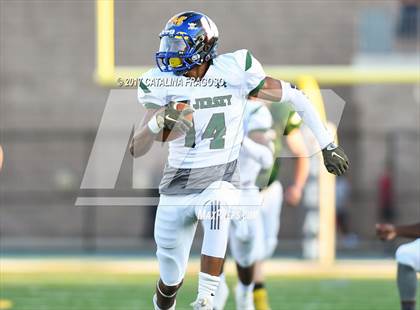 Thumbnail 1 in Phil Simms All-Star Classic (North vs. South) photogallery.