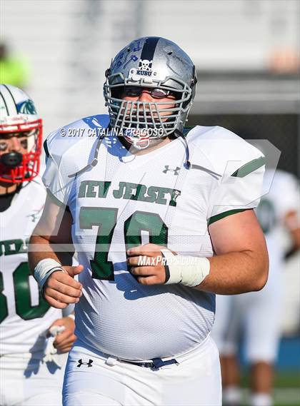 Thumbnail 3 in Phil Simms All-Star Classic (North vs. South) photogallery.