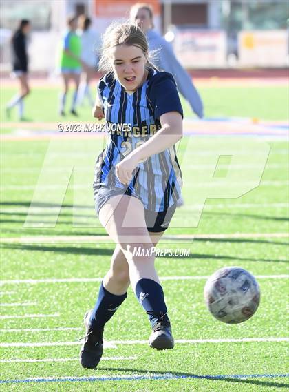 Thumbnail 2 in Benjamin Franklin vs Veritas Prep (AIA 3A Semifinal) photogallery.