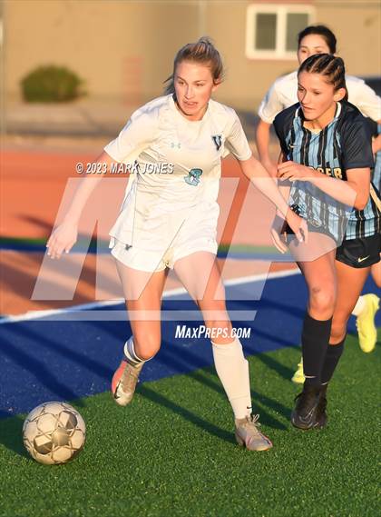 Thumbnail 3 in Benjamin Franklin vs Veritas Prep (AIA 3A Semifinal) photogallery.